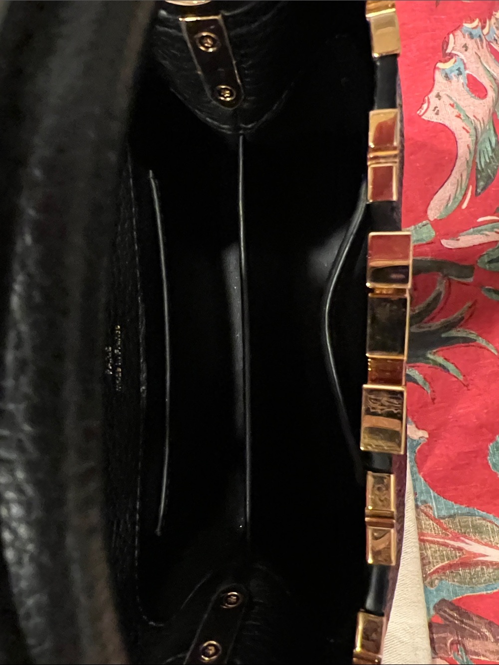 Louis Vuitton Black Capucines Mini Top-Handle Bag with Gold Hardware - Picture 9 of 15